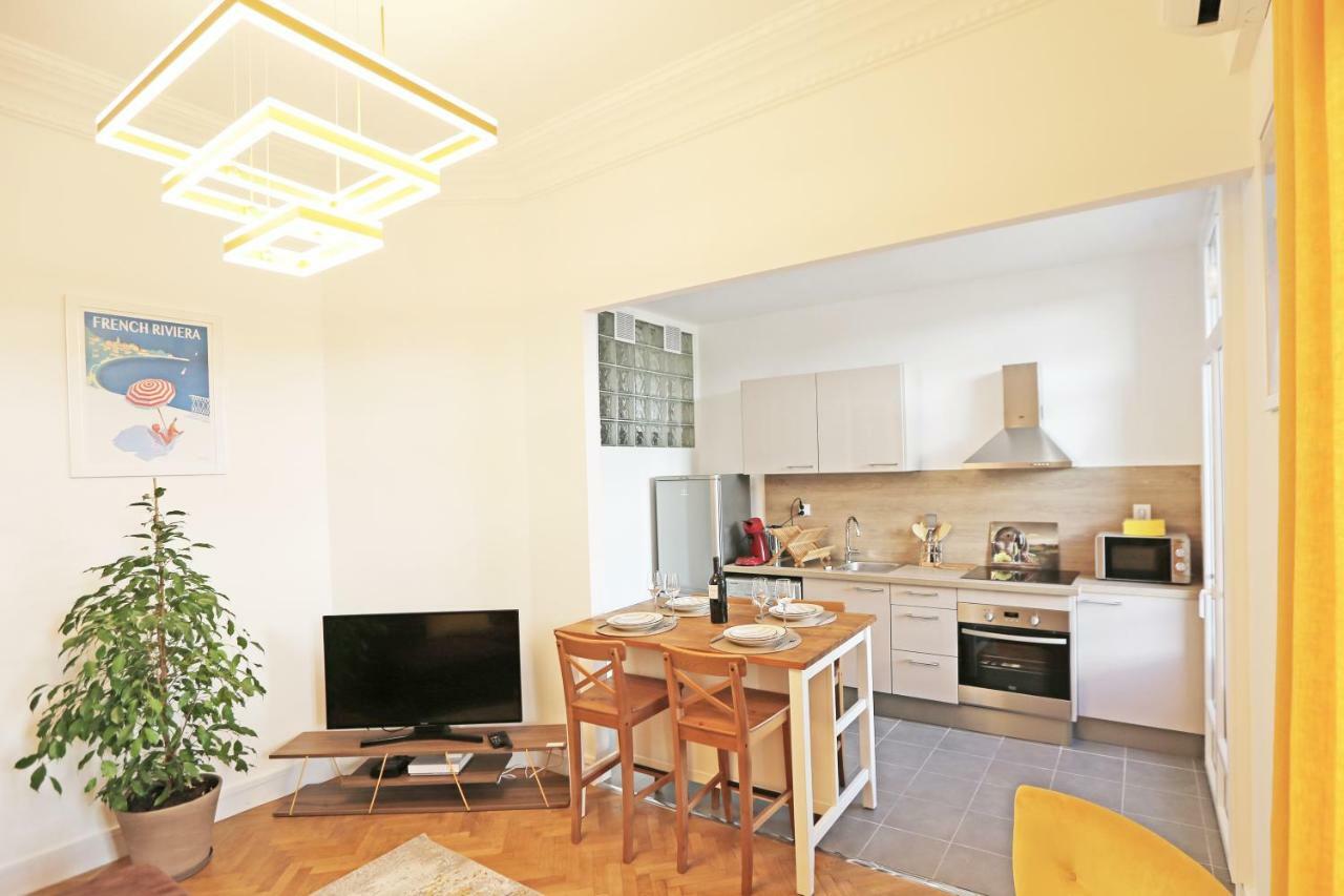 Ferienwohnung Splendid Apart In The Heart Of Nizza Exterior foto